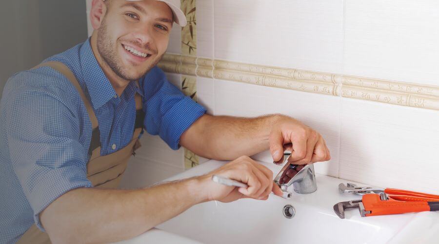 Handle or spout repair in Ravenna, NE